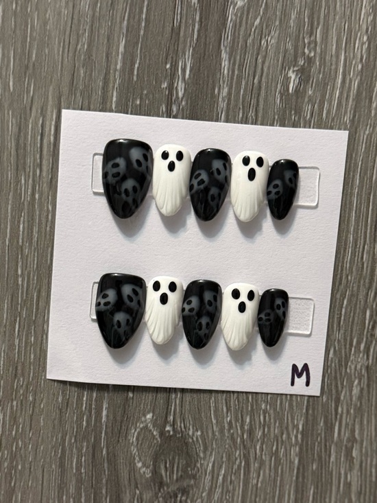Handmade Other - Ghost Accent Black & White Press-On Nails – Spooky Halloween Set